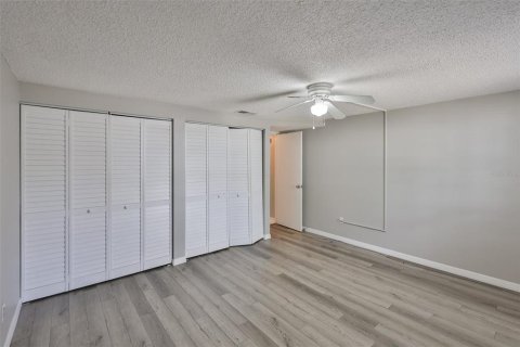 Condo in Tampa, Florida, 2 bedrooms  № 1685229 - photo 18