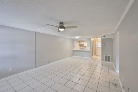 Condo in Tampa, Florida, 2 bedrooms  № 1685229 - photo 3