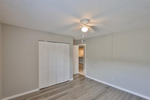 Condo in Tampa, Florida, 2 bedrooms  № 1685229 - photo 15