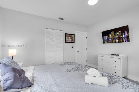 House in Margate, Florida 3 bedrooms, 141.03 sq.m. № 2044228 - photo 20