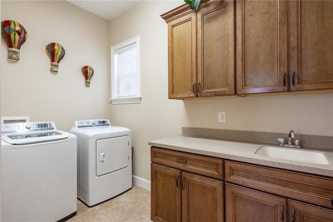 Casa en venta en Rockledge, Florida, 4 dormitorios, 272.85 m2 № 1837832 - foto 30