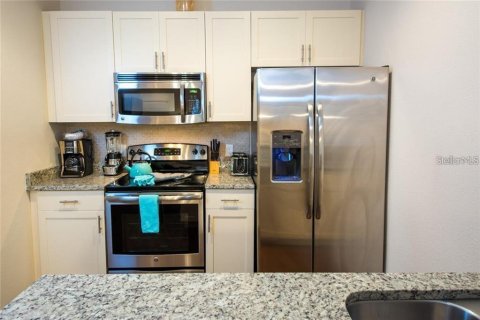 Touwnhouse à vendre à Kissimmee, Floride: 3 chambres, 120.77 m2 № 2406780 - photo 13