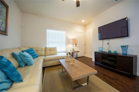 Touwnhouse à vendre à Kissimmee, Floride: 3 chambres, 120.77 m2 № 2406780 - photo 10
