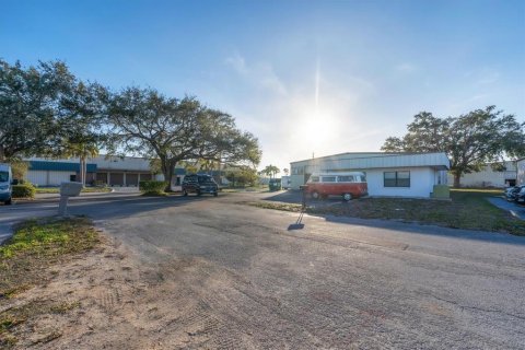 Commercial property in Sarasota, Florida № 1122250 - photo 2