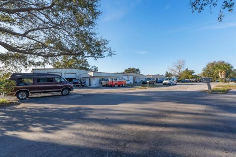 Commercial property in Sarasota, Florida № 1122250 - photo 4