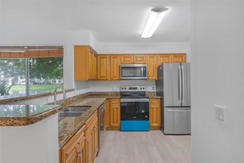 Condo in Miramar, Florida, 3 bedrooms  № 1755839 - photo 10