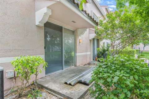 Condo in Miramar, Florida, 3 bedrooms  № 1755839 - photo 23