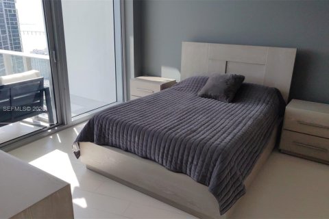 Condominio en alquiler en Miami, Florida, 2 dormitorios, 139.35 m2 № 2011830 - foto 16