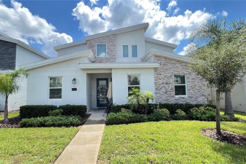 Casa en venta en Davenport, Florida, 7 dormitorios, 373.37 m2 № 1871035 - foto 1