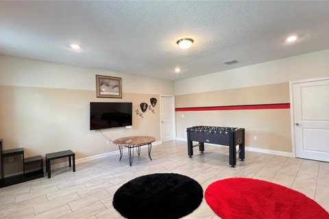 Casa en venta en Davenport, Florida, 7 dormitorios, 373.37 m2 № 1871035 - foto 12