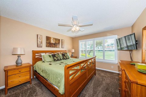 Condominio en alquiler en Saint Petersburg, Florida, 2 dormitorios, 106.37 m2 № 1913032 - foto 14