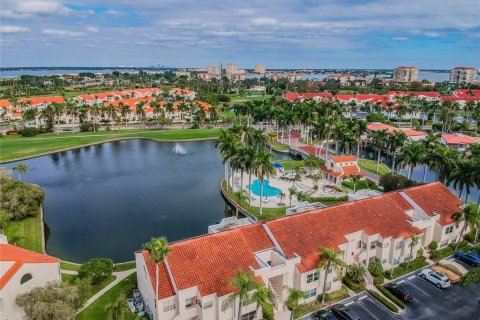 Condominio en alquiler en Saint Petersburg, Florida, 2 dormitorios, 106.37 m2 № 1913032 - foto 9