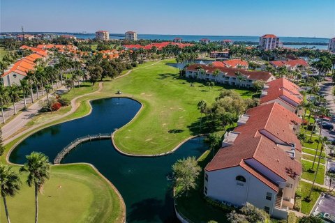 Condominio en alquiler en Saint Petersburg, Florida, 2 dormitorios, 106.37 m2 № 1913032 - foto 8