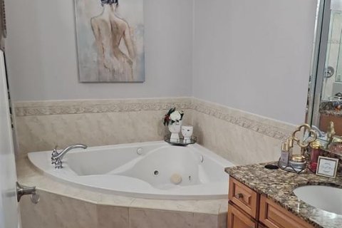 Adosado en alquiler en Clearwater, Florida, 3 dormitorios, 189.61 m2 № 1536764 - foto 9