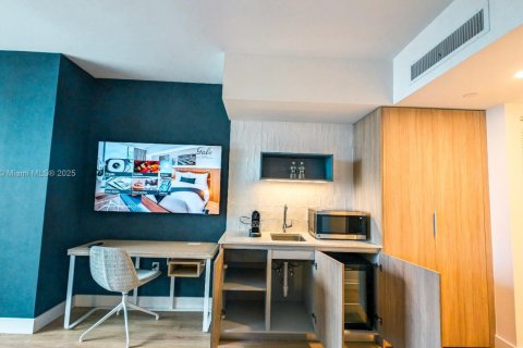 Condo in Miami, Florida  № 1875418 - photo 4
