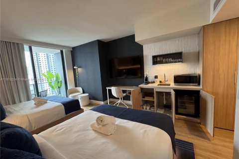 Condo in Miami, Florida  № 1875418 - photo 1