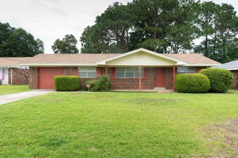 Casa en alquiler en Mary Esther, Florida, 3 dormitorios, 138.61 m2 № 562013 - foto 1