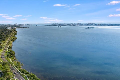 Casa en alquiler en Dunedin, Florida, 1 dormitorio, 75.07 m2 № 1908365 - foto 18