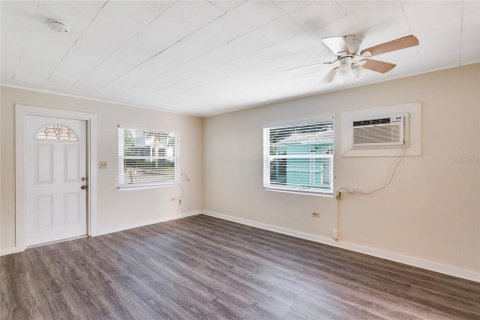 Casa en alquiler en Dunedin, Florida, 1 dormitorio, 75.07 m2 № 1908365 - foto 8