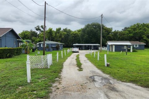 Propiedad comercial en venta en Lakeland, Florida, 13 dormitorios, 588.16 m2 № 1911582 - foto 2