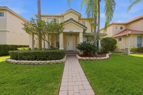 Villa ou maison à Palm Beach Gardens, Floride 4 chambres, 193.98 m2 № 2275254
