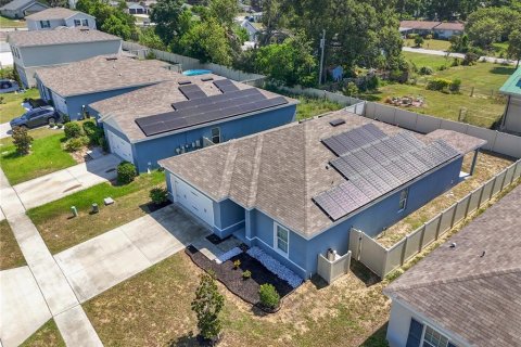 House in Davenport, Florida 4 bedrooms, 158.21 sq.m. № 1849774 - photo 6