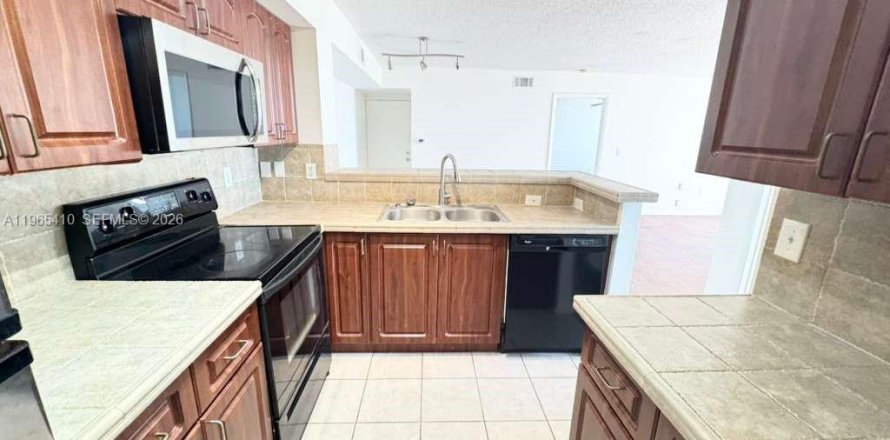 Кондоминиум с 3 спальнями в Уэст-Палм-Бич, Флорида № 2026964