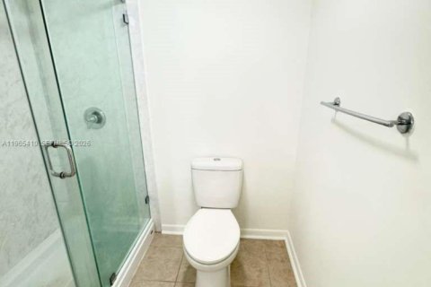 Снять в аренду кондоминиум в Уэст-Палм-Бич, Флорида 3 спальни, 113.81м2, № 2026964 - фото 13