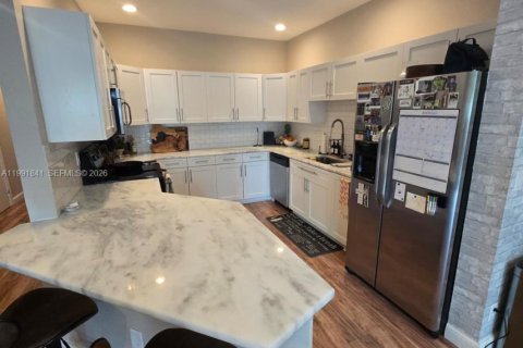 Townhouse in Fort Lauderdale, Florida 2 bedrooms, 145.3 sq.m. № 2062898 - photo 9