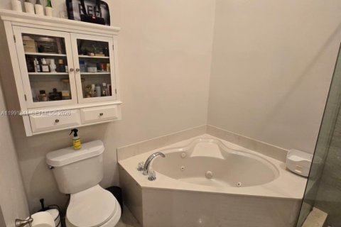 Townhouse in Fort Lauderdale, Florida 2 bedrooms, 145.3 sq.m. № 2062898 - photo 23