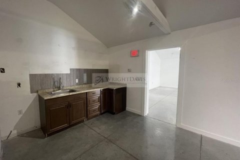 Commercial property in Saint Petersburg, Florida 243.78 sq.m. № 2394370 - photo 10