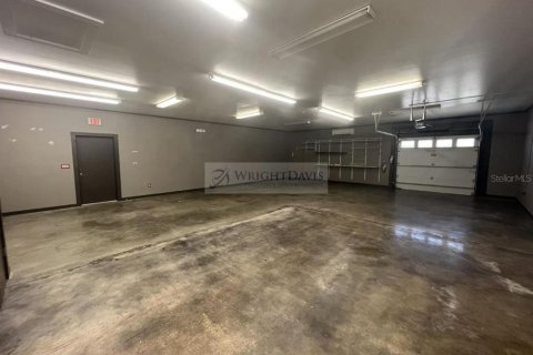 Commercial property in Saint Petersburg, Florida 243.78 sq.m. № 2394370 - photo 14