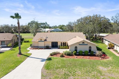 Casa en venta en Weeki Wachee, Florida, 3 dormitorios, 204.29 m2 № 1581779 - foto 2