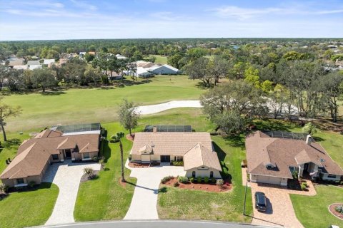 Casa en venta en Weeki Wachee, Florida, 3 dormitorios, 204.29 m2 № 1581779 - foto 1