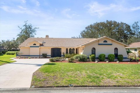 Casa en venta en Weeki Wachee, Florida, 3 dormitorios, 204.29 m2 № 1581779 - foto 4