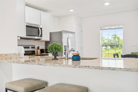 Villa ou maison à vendre à Palm Bay, Floride: 3 chambres, 115.57 m2 № 2318401 - photo 13
