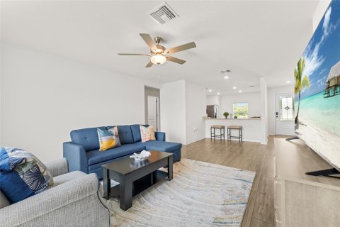 Villa ou maison à vendre à Palm Bay, Floride: 3 chambres, 115.57 m2 № 2318401 - photo 8