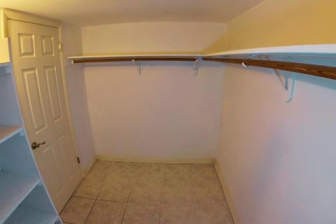 Condo in North Palm Beach, Florida, 2 bedrooms № 2181158 - photo 10