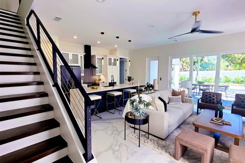 House in Sarasota, Florida 5 bedrooms, 267.74 sq.m. № 2225658 - photo 15