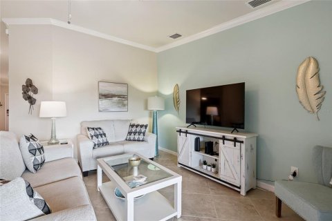Condo in Bradenton, Florida, 2 bedrooms in LAKEWOOD NATIONAL  № 1844655 - photo 13
