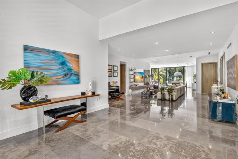 Casa en venta en Miami Beach, Florida, 5 dormitorios, 264.68 m2 № 2049669 - foto 7