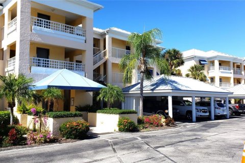 Condo in Englewood, Florida, 2 bedrooms  № 2220305 - photo 2