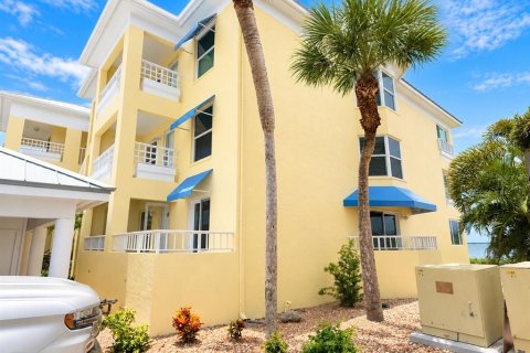 Condo in Englewood, Florida, 2 bedrooms  № 2220305 - photo 21