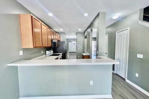 Adosado en alquiler en Spring Hill, Florida, 2 dormitorios, 124.02 m2 № 2103439 - foto 15