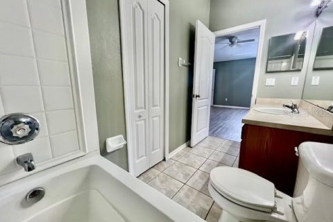 Adosado en alquiler en Spring Hill, Florida, 2 dormitorios, 124.02 m2 № 2103439 - foto 30