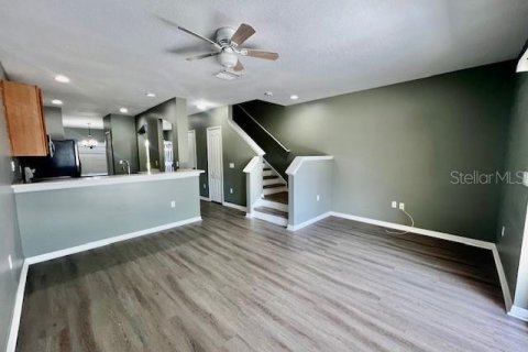 Adosado en alquiler en Spring Hill, Florida, 2 dormitorios, 124.02 m2 № 2103439 - foto 18