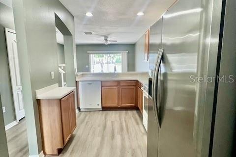Adosado en alquiler en Spring Hill, Florida, 2 dormitorios, 124.02 m2 № 2103439 - foto 12