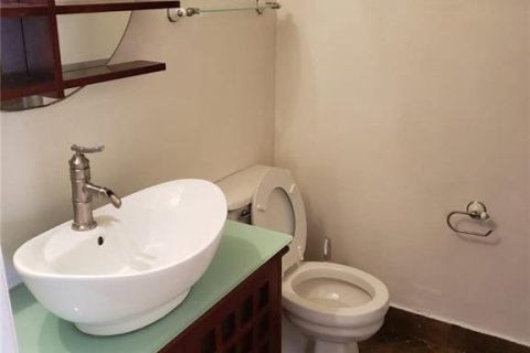 Touwnhouse à louer à Miami, Floride: 3 chambres, 160.91 m2 № 2433932 - photo 7
