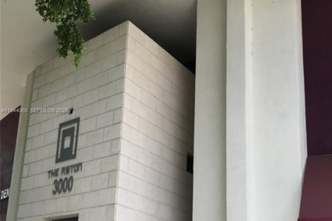 Снять в аренду квартиру в Майами, Флорида 1 спальня, 76.55м2, № 2005019 - фото 13