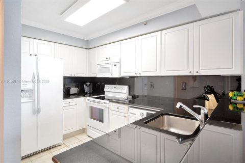 Снять в аренду кондоминиум в Холливуд, Флорида 45.15м2, № 1956384 - фото 7